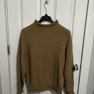 Men's Chunky Knit Crewneck Sweater in Tan